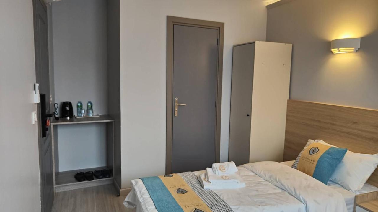 Chambre Pour 2 Personnes Avec Lit Separe Dans La Banlieue Parisienne Bondy Zewnętrze zdjęcie